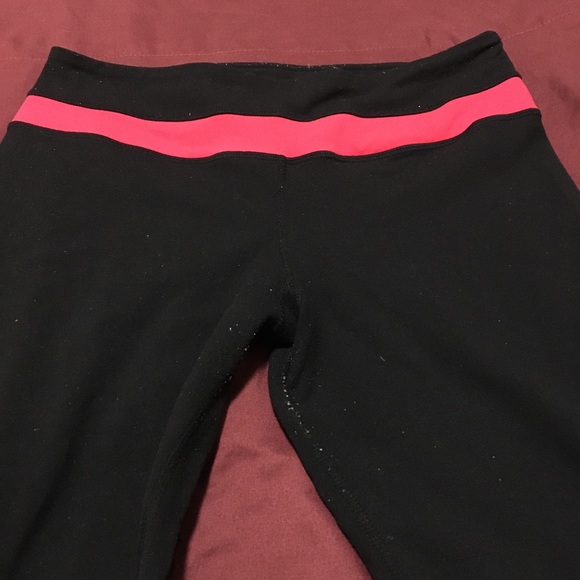Lululemon Groove Pants | 6 Regular | GUC - Picture 6 of 14